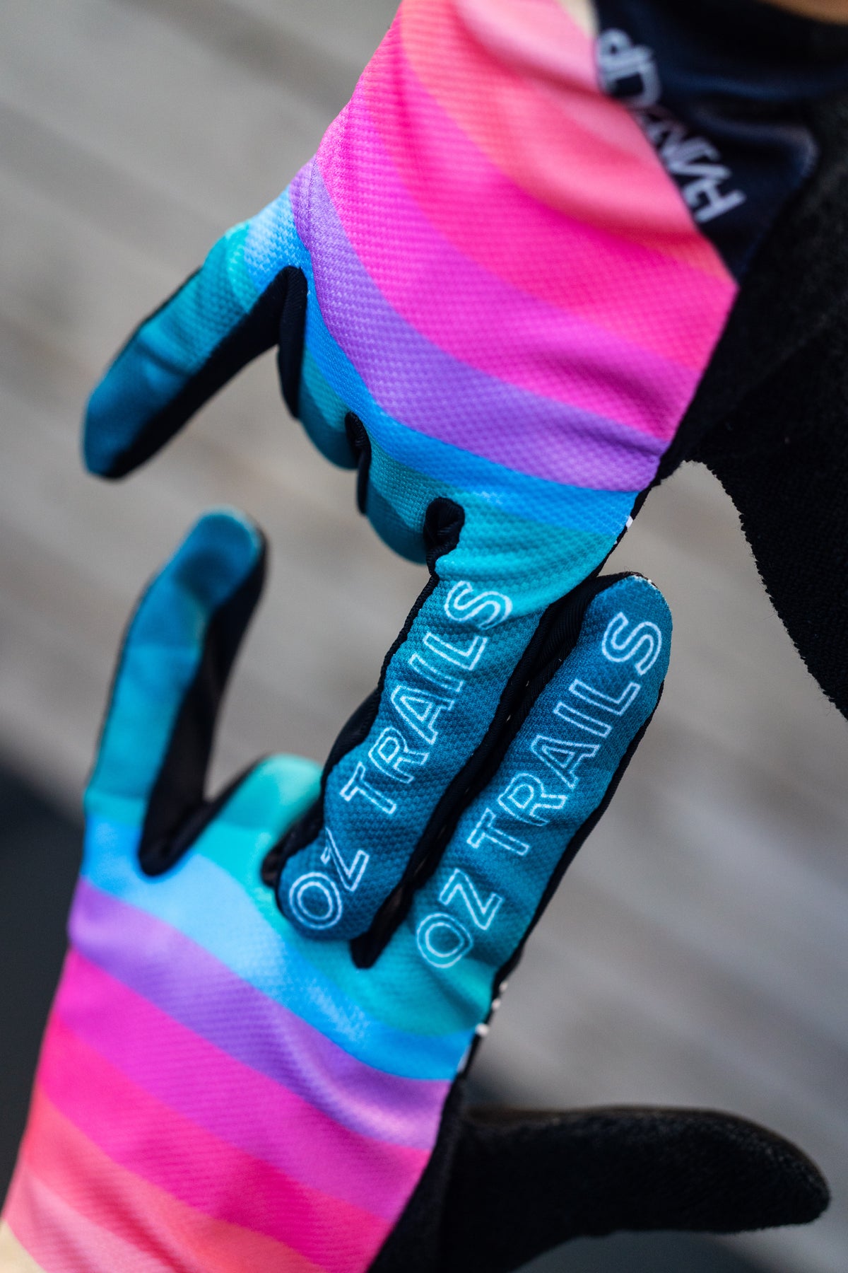 Lor Axe Gloves