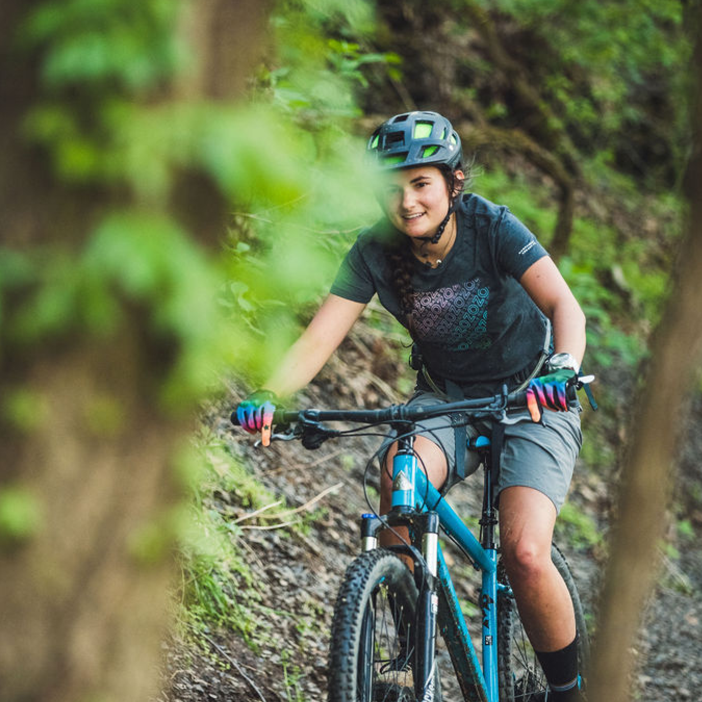 Oz Trails Dirt Jumper Tee in Charcoal-Women's