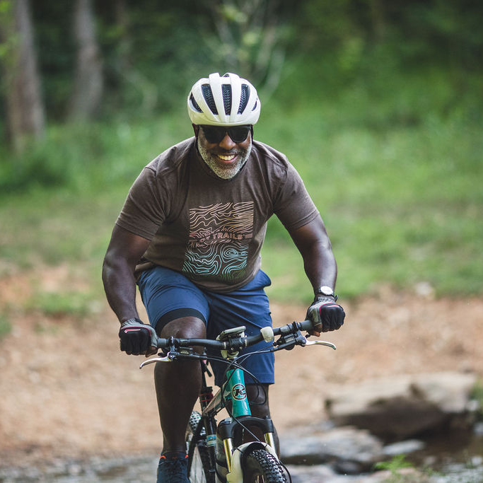 Oz Trails Topo Tee in Espresso