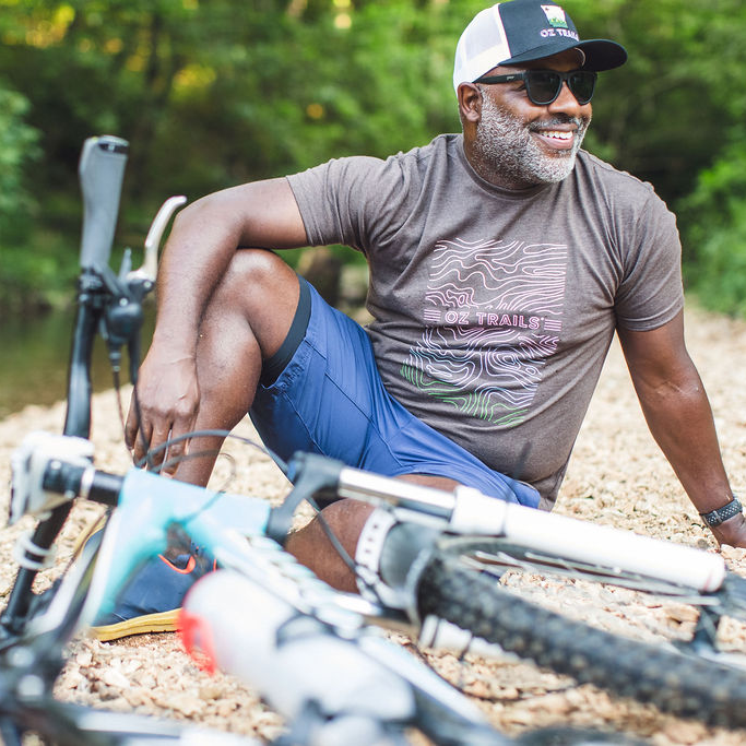 Oz Trails Topo Tee in Espresso
